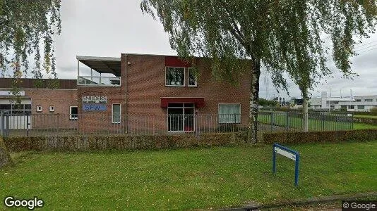 Bedrijfsruimtes for rent i Waalwijk - Foto uit Google Street View