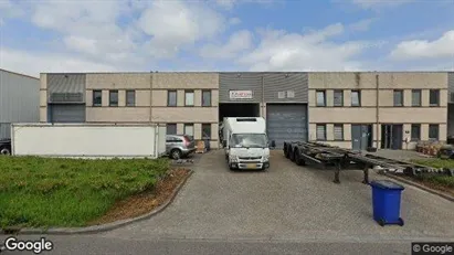 Bedrijfsruimtes for rent in Hellevoetsluis - Photo from Google Street View