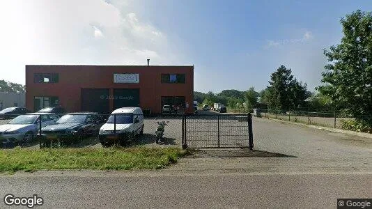 Bedrijfsruimtes for rent i Bergen (L.) - Foto uit Google Street View