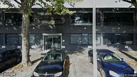 Bedrijfsruimtes for rent i Rotterdam Overschie - Foto uit Google Street View
