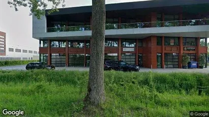 Bedrijfsruimtes for rent in Cromstrijen - Photo from Google Street View