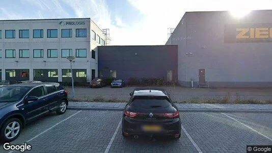 Bedrijfsruimtes for rent i Albrandswaard - Foto uit Google Street View