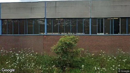 Bedrijfsruimtes for rent i Tilburg - Foto uit Google Street View
