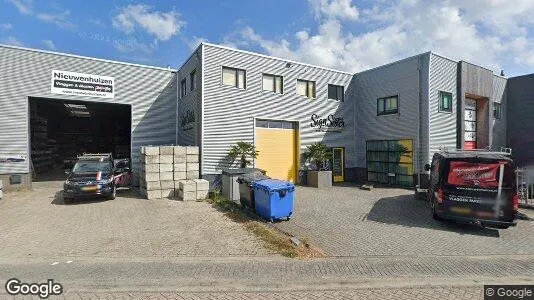 Bedrijfsruimtes for rent i Waalwijk - Foto uit Google Street View