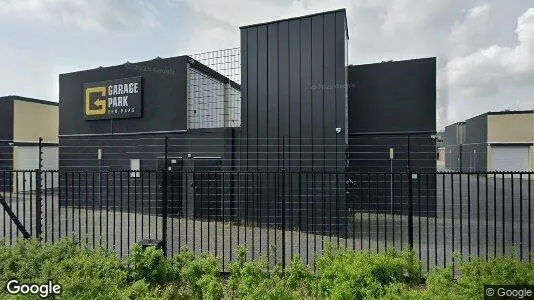 Bedrijfsruimtes for sale i The Hague Leidschenveen-Ypenburg - Foto uit Google Street View