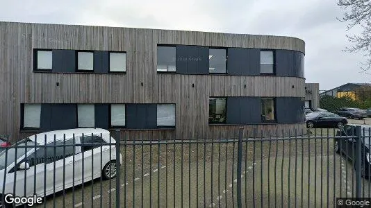 Bedrijfsruimtes for rent i Drimmelen - Foto uit Google Street View