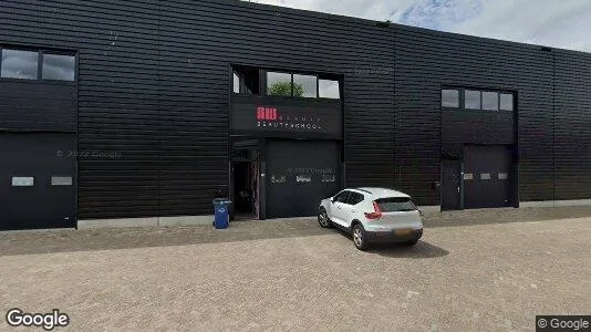 Bedrijfsruimtes for rent i Almere - Foto uit Google Street View