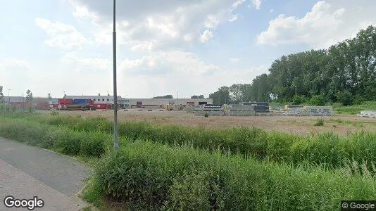 Bedrijfsruimtes for rent i Tiel - Foto uit Google Street View