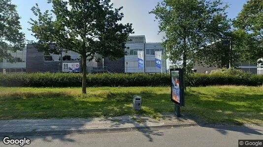 Bedrijfsruimtes for rent i Almere - Foto uit Google Street View