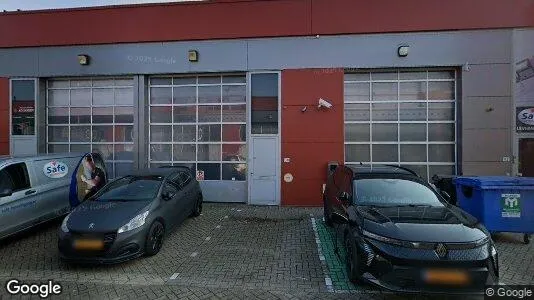 Bedrijfsruimtes for rent i Barendrecht - Foto uit Google Street View