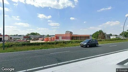 Bedrijfsruimtes for rent i Veldhoven - Foto uit Google Street View