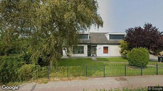 Bedrijfsruimtes for rent i Aalsmeer - Foto uit Google Street View