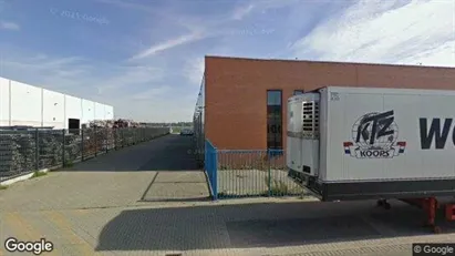 Bedrijfsruimtes for rent in Rotterdam Hoek van Holland - Photo from Google Street View