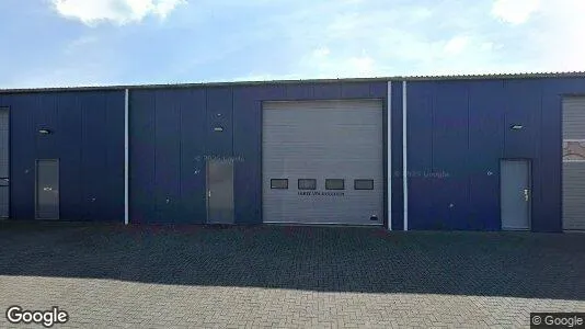 Bedrijfsruimtes for rent i Ten Boer - Foto uit Google Street View