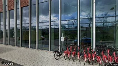 Bedrijfsruimtes for rent in Amsterdam Oost-Watergraafsmeer - Photo from Google Street View