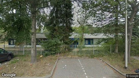 Bedrijfsruimtes for rent i Tilburg - Foto uit Google Street View