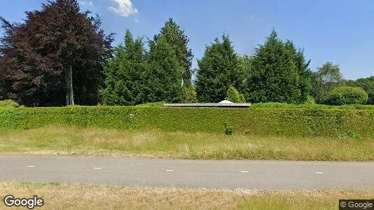 Bedrijfsruimtes for rent i Loon op Zand - Foto uit Google Street View