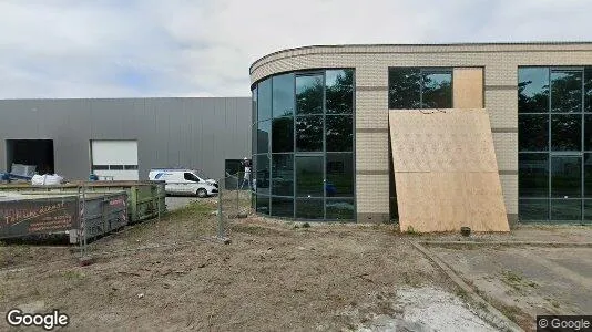 Bedrijfsruimtes for rent i Hellevoetsluis - Foto uit Google Street View