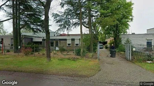 Bedrijfsruimtes for rent i Oss - Foto uit Google Street View