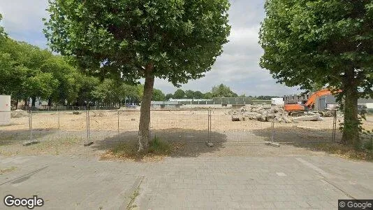 Bedrijfsruimtes for rent i Helmond - Foto uit Google Street View