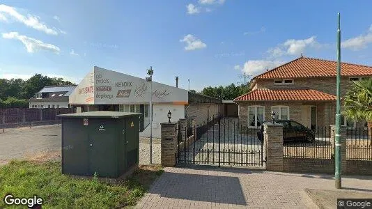 Bedrijfsruimtes for rent i Helmond - Foto uit Google Street View