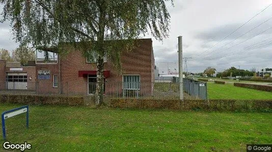 Bedrijfsruimtes for rent i Waalwijk - Foto uit Google Street View