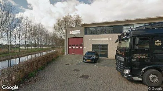 Bedrijfsruimtes for rent i Rotterdam Overschie - Foto uit Google Street View