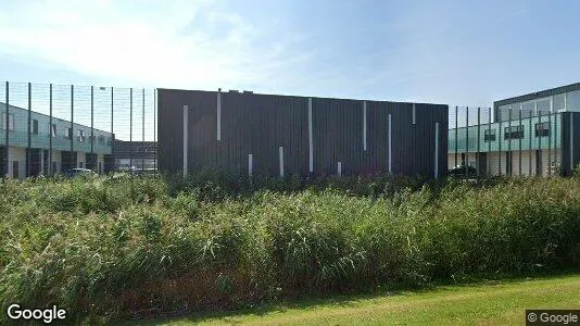 Bedrijfsruimtes for rent i Haarlemmermeer - Foto uit Google Street View