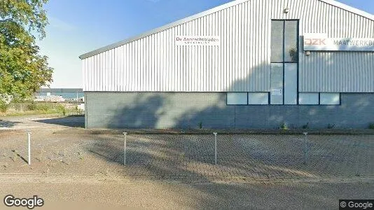 Bedrijfsruimtes for rent i Leek - Foto uit Google Street View