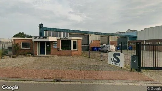 Bedrijfsruimtes for rent i Achtkarspelen - Foto uit Google Street View