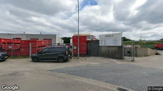Bedrijfsruimtes for rent i Veldhoven - Foto uit Google Street View