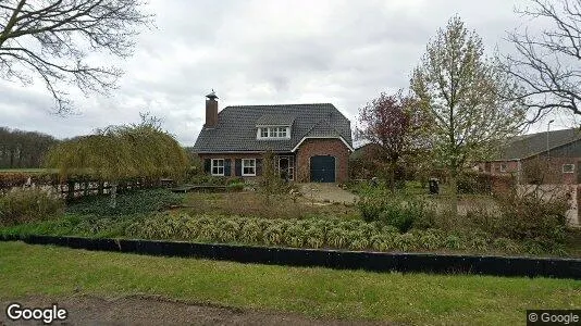 Bedrijfsruimtes for rent i Tilburg - Foto uit Google Street View