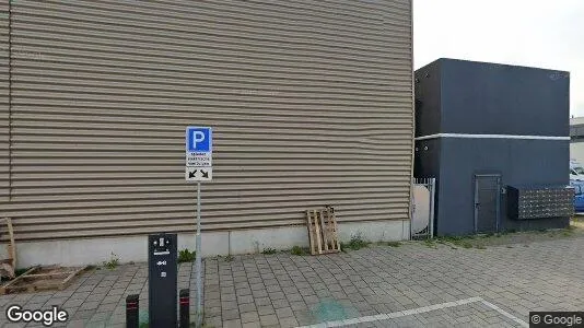 Bedrijfsruimtes for rent i Amsterdam Westpoort - Foto uit Google Street View