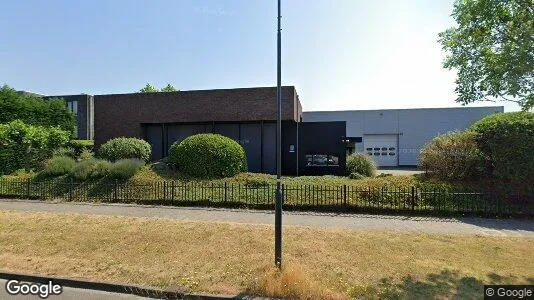 Bedrijfsruimtes for rent i Oosterhout - Foto uit Google Street View