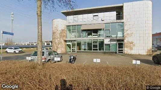 Bedrijfsruimtes for rent i Barendrecht - Foto uit Google Street View