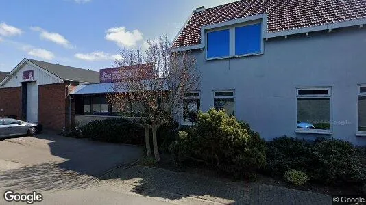 Bedrijfsruimtes for rent i Alphen aan den Rijn - Foto uit Google Street View