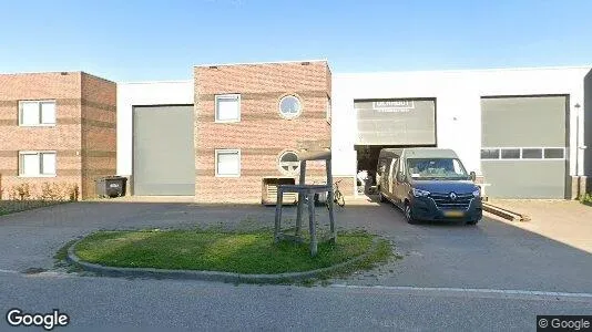 Bedrijfsruimtes for sale i Strijen - Foto uit Google Street View