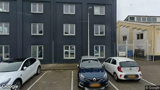 Bedrijfsruimtes for rent i Amsterdam Noord - Foto uit Google Street View