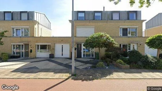 Bedrijfsruimtes for sale i Eindhoven - Foto uit Google Street View