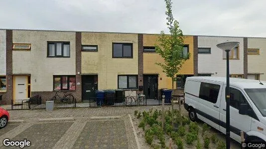 Bedrijfsruimtes for sale i Almere - Foto uit Google Street View