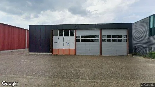 Bedrijfsruimtes for rent i Tilburg - Foto uit Google Street View