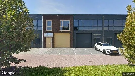 Bedrijfsruimtes for rent i Alphen aan den Rijn - Foto uit Google Street View