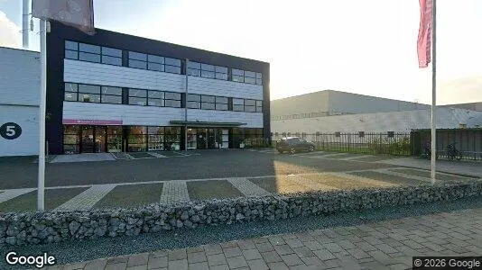 Bedrijfsruimtes for rent i Zaltbommel - Foto uit Google Street View
