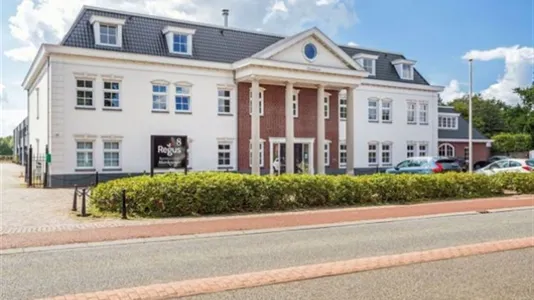 Kantorruimte for rent in Drimmelen - photo 1