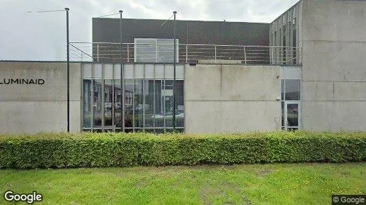 Bedrijfsruimtes for rent i Halderberge - Foto uit Google Street View