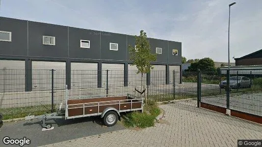 Bedrijfsruimtes for rent i Alphen aan den Rijn - Foto uit Google Street View
