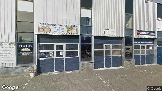 Bedrijfsruimtes for rent i Hellevoetsluis - Foto uit Google Street View