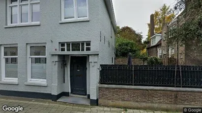 Bedrijfsruimtes for rent in Waalwijk - Photo from Google Street View Bedrijfsruimtes for rent in Waalwijk - Photo from Google Street View